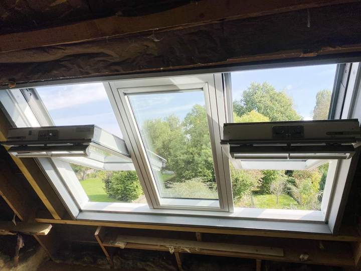 Installation de fenêtres de toit Velux, Annœullin